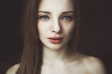 Nadia / ***