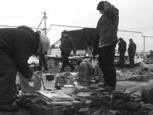 Flohmarkt in Zhdanovichy / ***