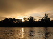 Sonnenuntergang über der Düna / ***
