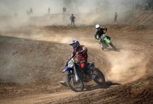 Moto / ***