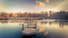Kreise auf dem Wasser ... (01) / ***