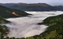 Misty River / ***
