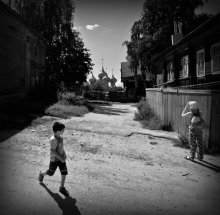 "Coming ..." / ***