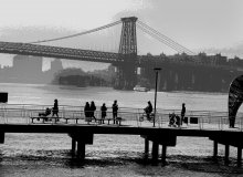 Villiyamsburgsky Bridge, New York / ***