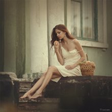  / ***