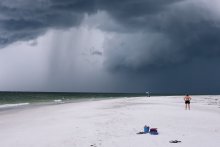 LIDO BEACH / STORM WAS WARM.
