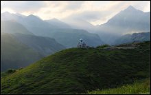 Georgia Gudauri, Abend / ***