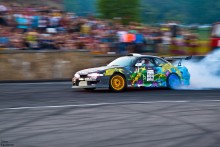 Drift / ***