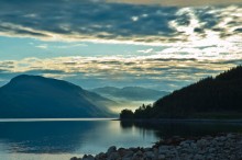 Morgen auf dem Fjord / ...