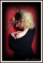 Mary / ***