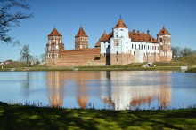 Mir Castle / ***