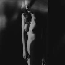  / *********
