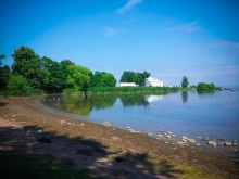 Einen Spaziergang in Peterhof / ***