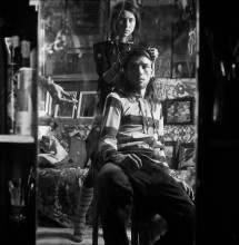 Grischa (Portrait mit den "Hörnern" und Anya) / ***