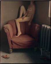  / ***