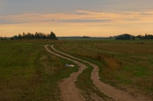 Im Morgengrauen gehen in das Feld) / ***