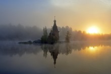 Herbst auf Vuoksa. Kirche St. Andreas ... / ***