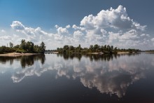 Pripyat im August / ***