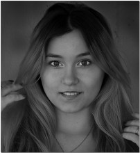 Valeria / ***