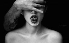 female vice / ***