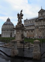 "Das Gebiet der Wunder" Piazza dei Miracoli. / ***