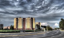City / ---