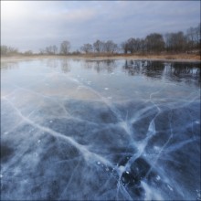 Ice. / ***
