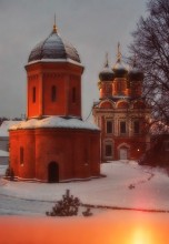 Hoch Petrovsky Kloster (Moskau) / ***