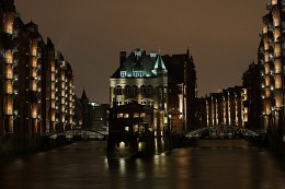 Hamburg. / ***