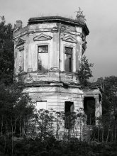 Tower / ***