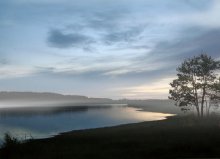 Landschaft mit Nebel / ***