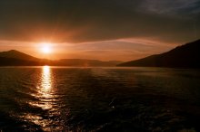 Sonnenuntergang über dem Meer Krasnojarsk / ***
