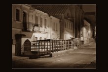 City / ***