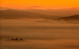 lassen Sie mich nicht Tuscan Nebel ... / ***