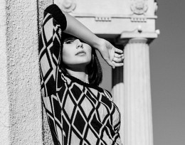 Catherine / ***