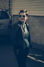 Cool girl / Samyang 85/1.4