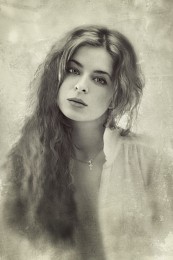  / ***