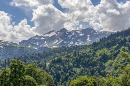 Oshten Mountain (2804 m) / ***