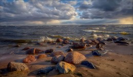 Windy Bay. / ***