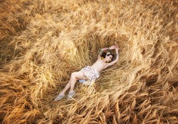 Girl / westkis.com