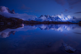 MOON-LETTERS / Chamonix Mont Blanc