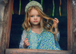 Viktoria / ***
