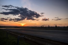 Auf den Straßen der Sonne. / ***