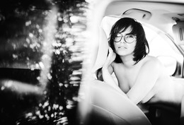 Girl / westkis.com
