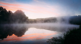 Sonnenaufgang auf dem Fluss / ***