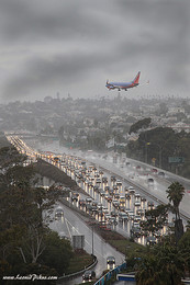 Leonid Picos. * TYPHOON über die Stadt * San Diego.2011 / ***