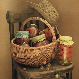 Mit Tomaten .... / ......................