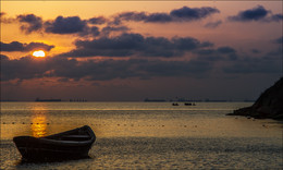 Betriebs Morgen Strait / ***