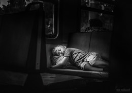 müde / ***
