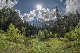 Dombai Glade / ***